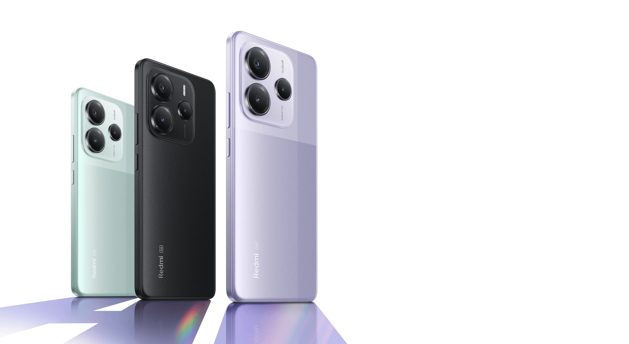 Hình nền điện thoại với ba smartphone màu xanh, đen và tím